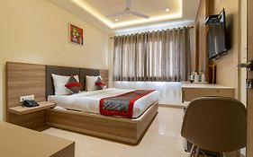 Hotel Tripple Tree - Karol Bagh